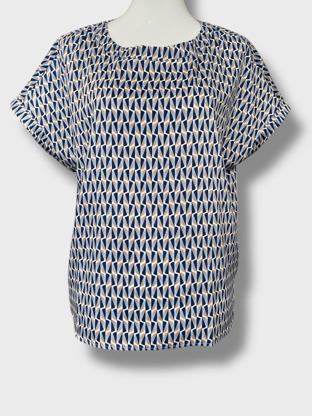 Emme Marella blusa geometrica frontale