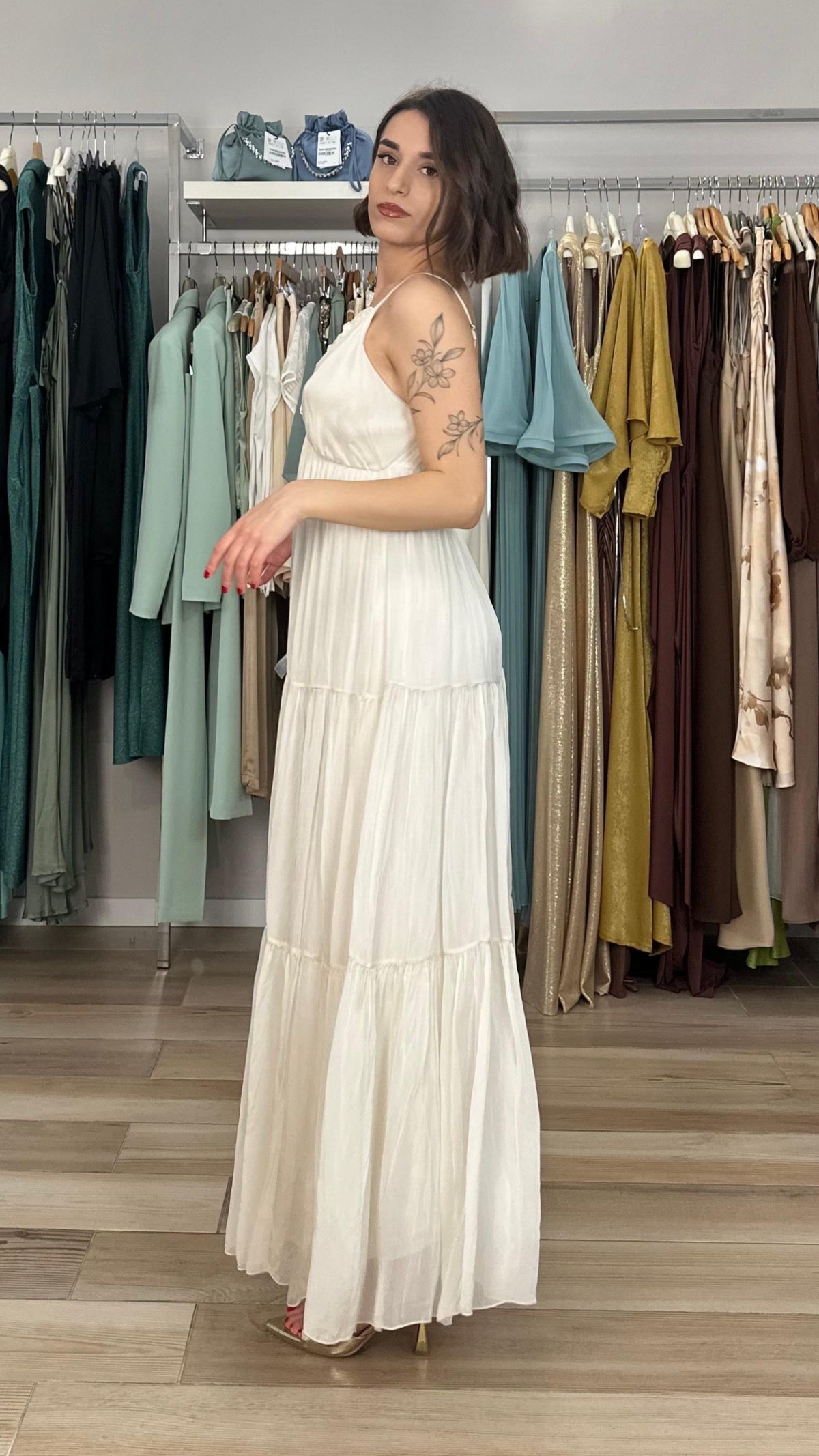 Have one abito lungo panna laterale