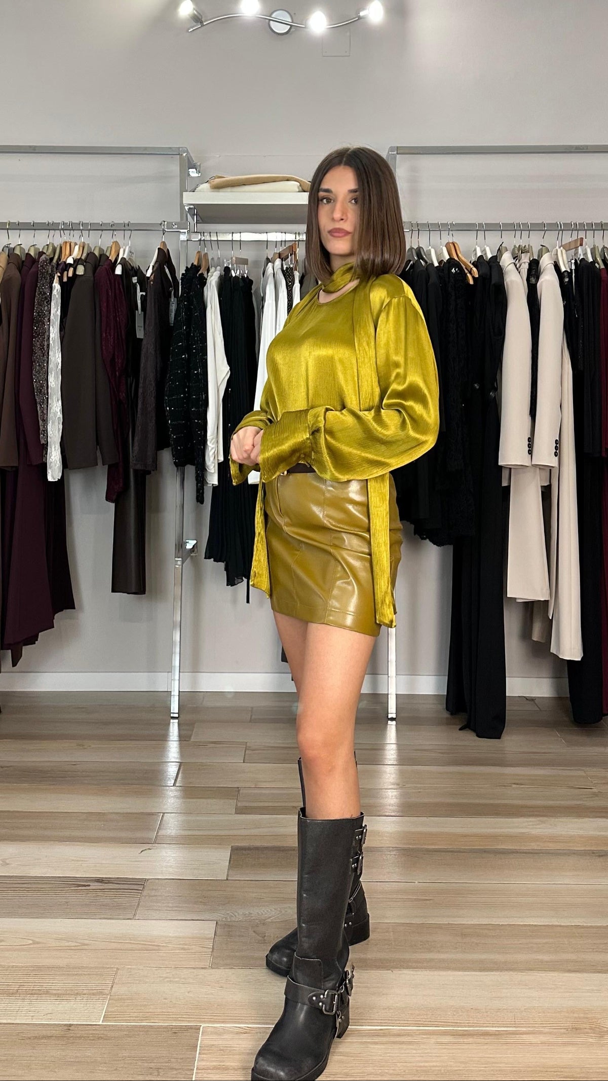 Haveone blusa in satin dettaglio