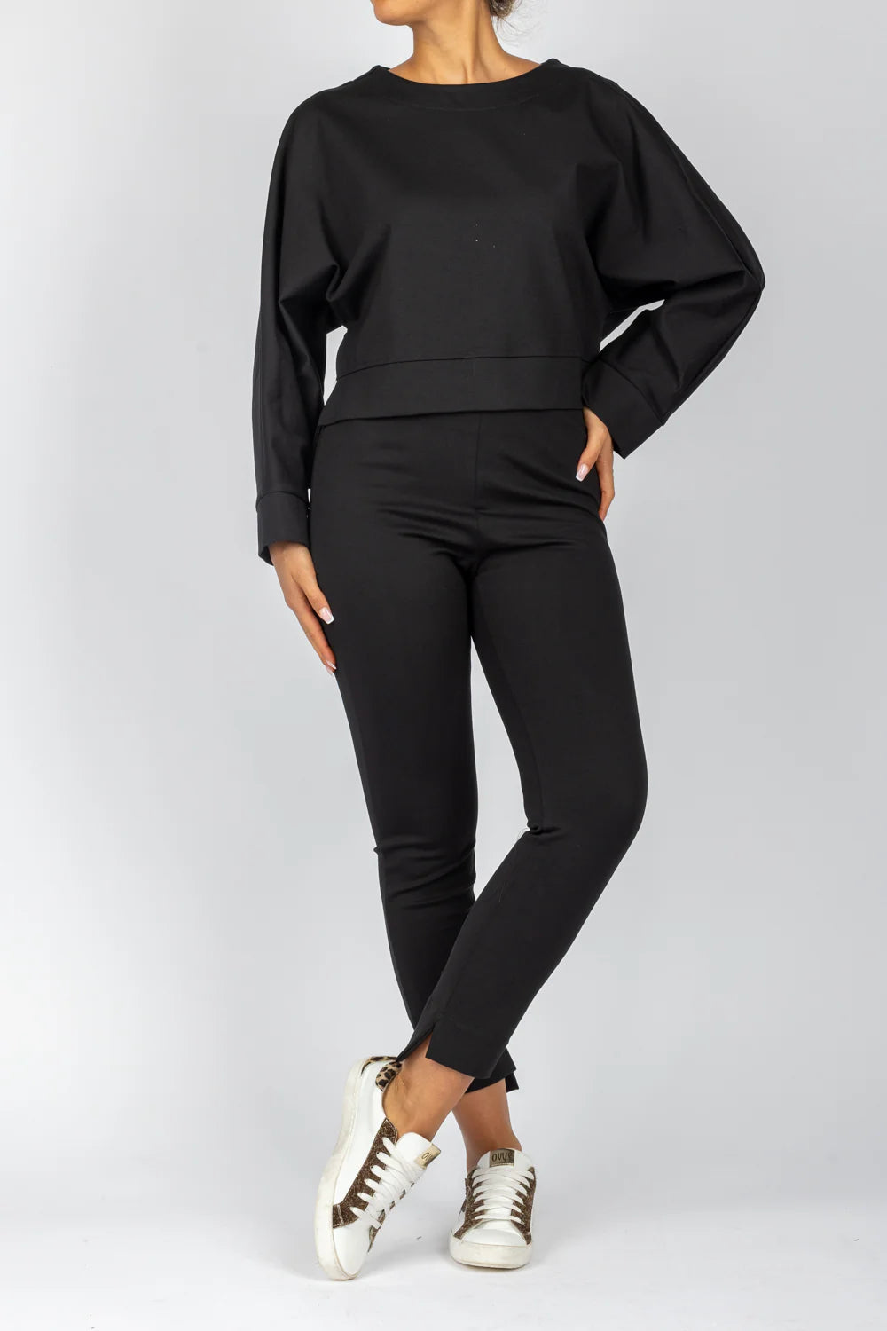 Pantalone stretto discount