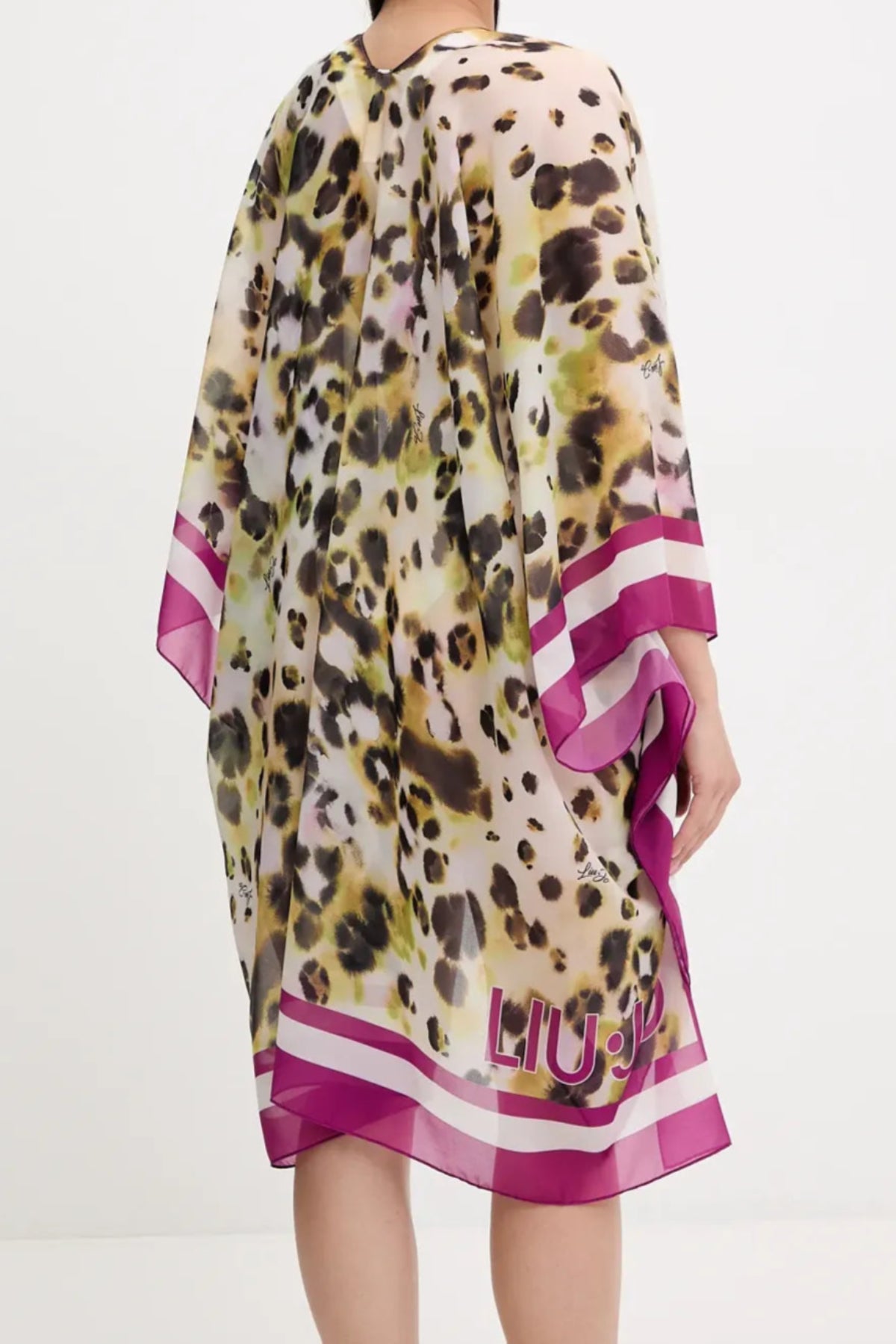 LiuJocaftanoanimalierverderetro