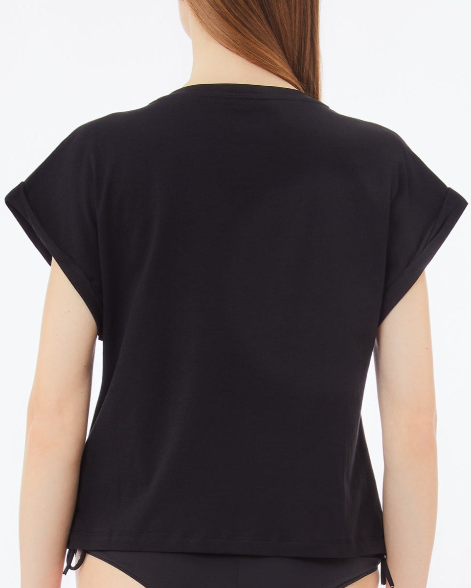 LiuJot-shirtneramaxilogostrassretro