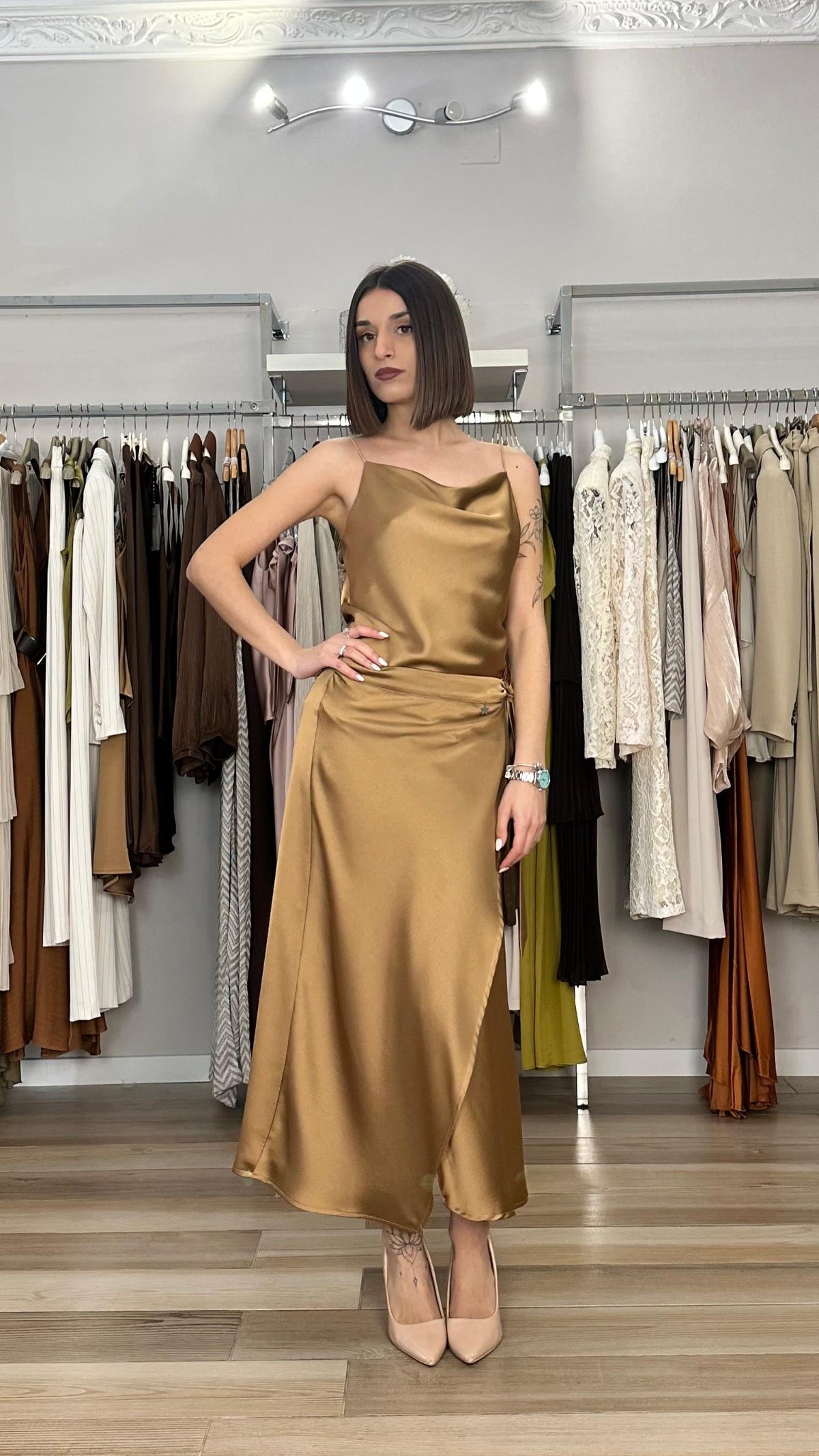 Top in satin Souvenir tabacco dettaglio