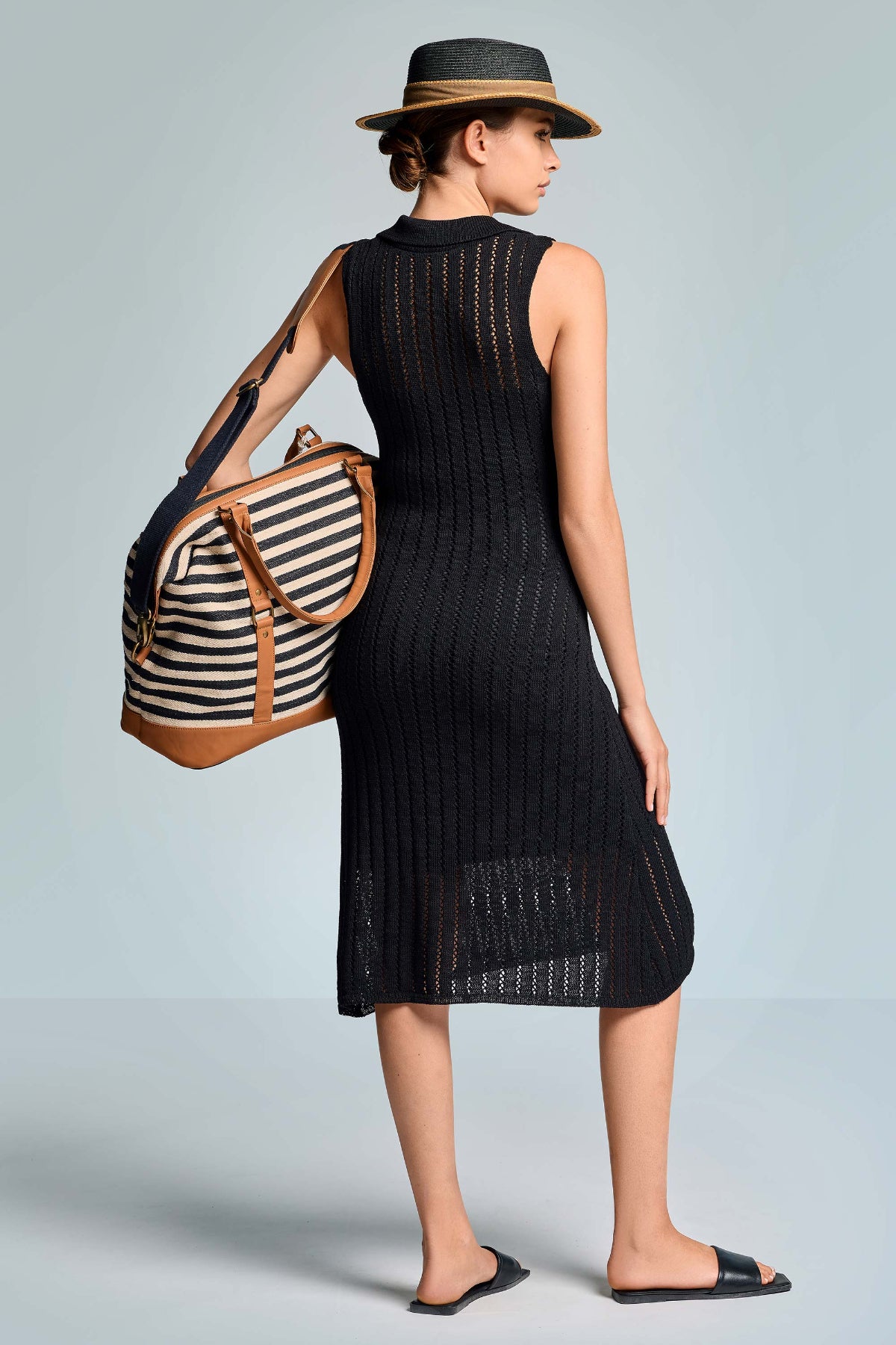 AbitomidiinmagliaIconiqueneroretro