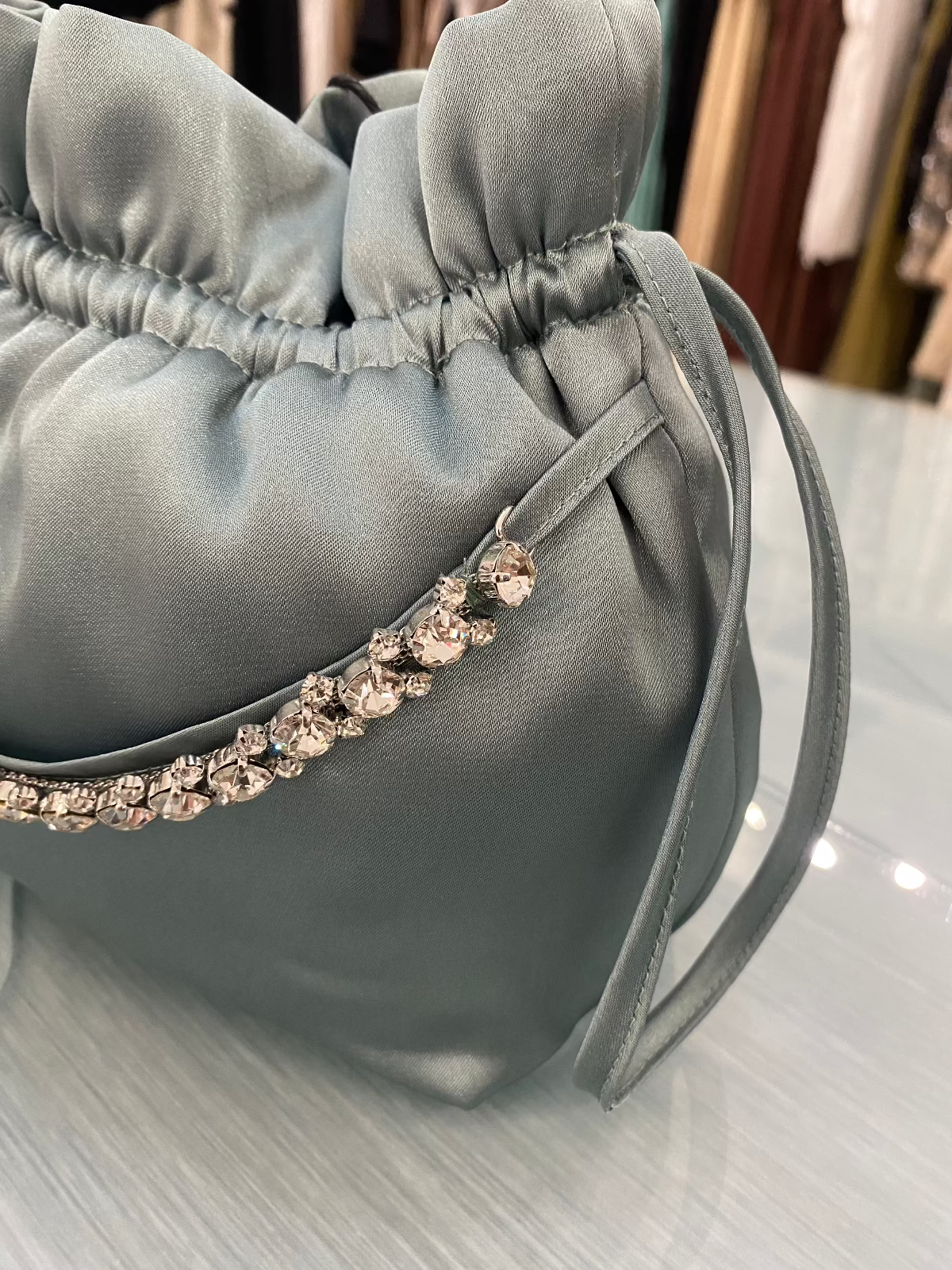 Emme Marella pochette elegante verde dettaglio