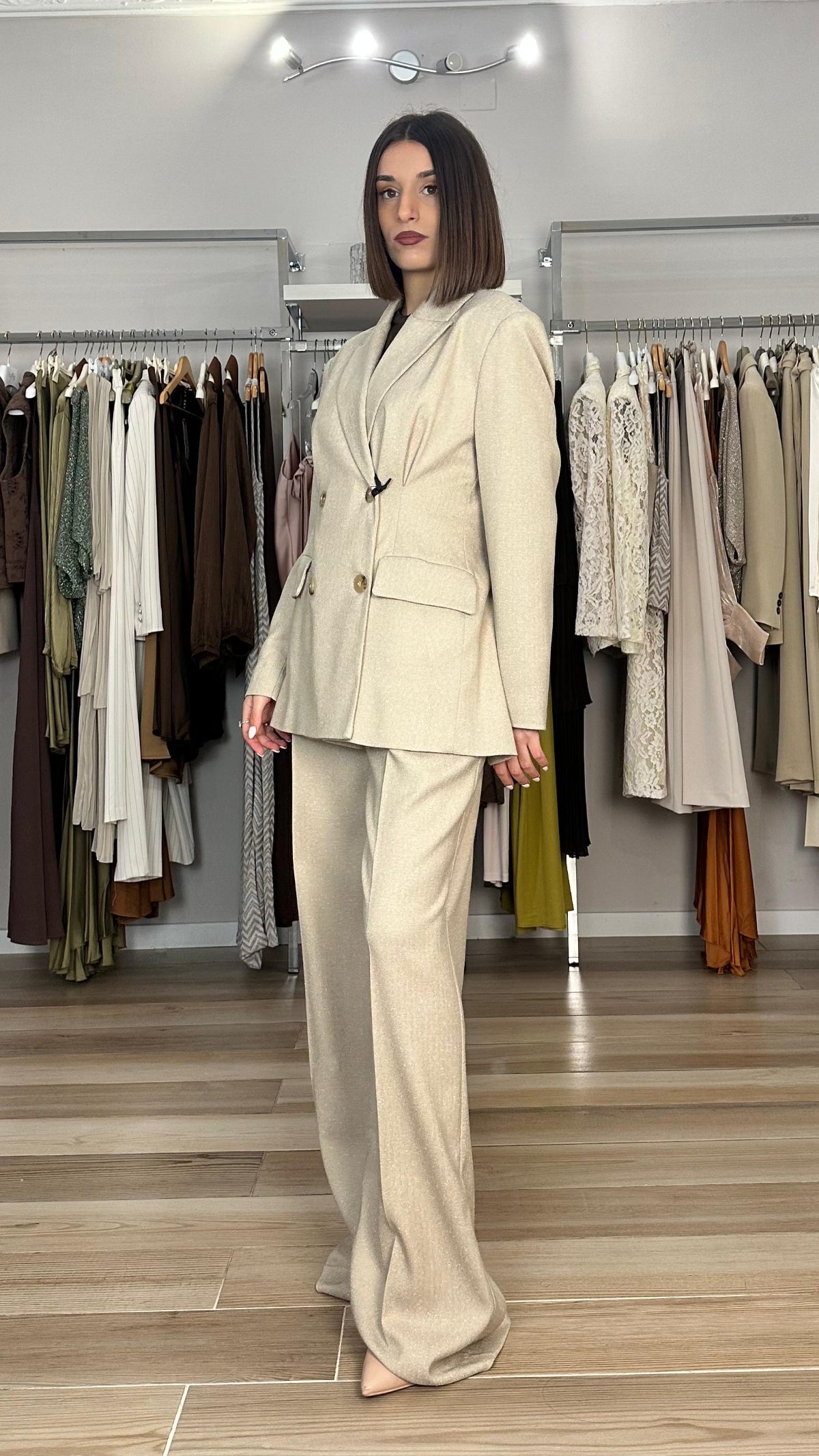 Giacca doppiopetto Maryley beige dettaglio