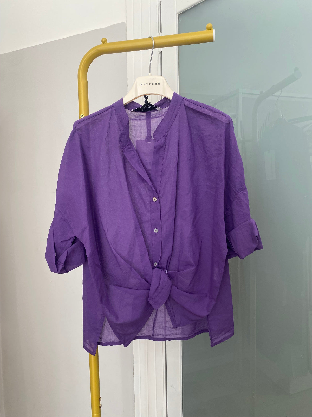 Have one camicia in mussola viola