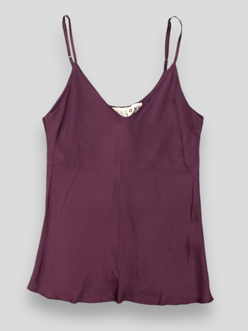 Have one top in satin bordeaux