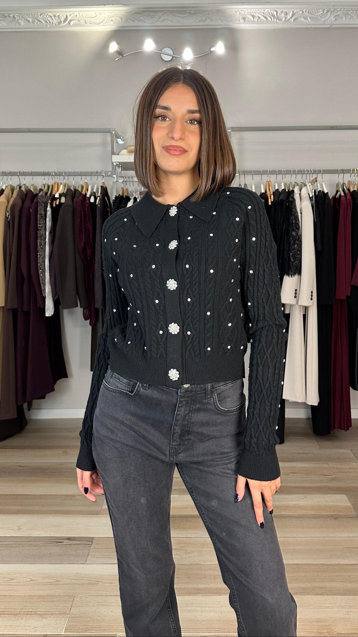 Haveone polo bottoni gioiello nero