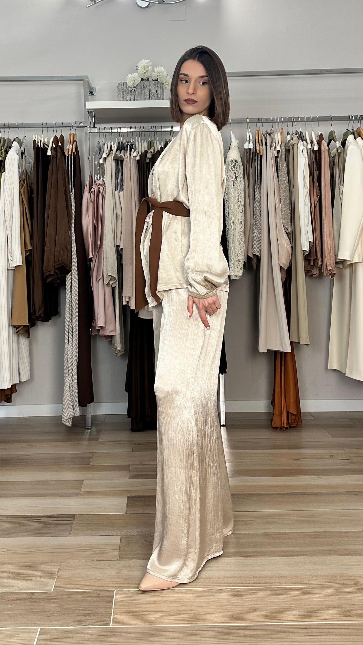 Kimono con cintura Have one beige laterale
