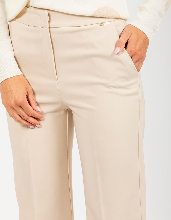 Kocca_pantalone_a_zampa_beige_laterale