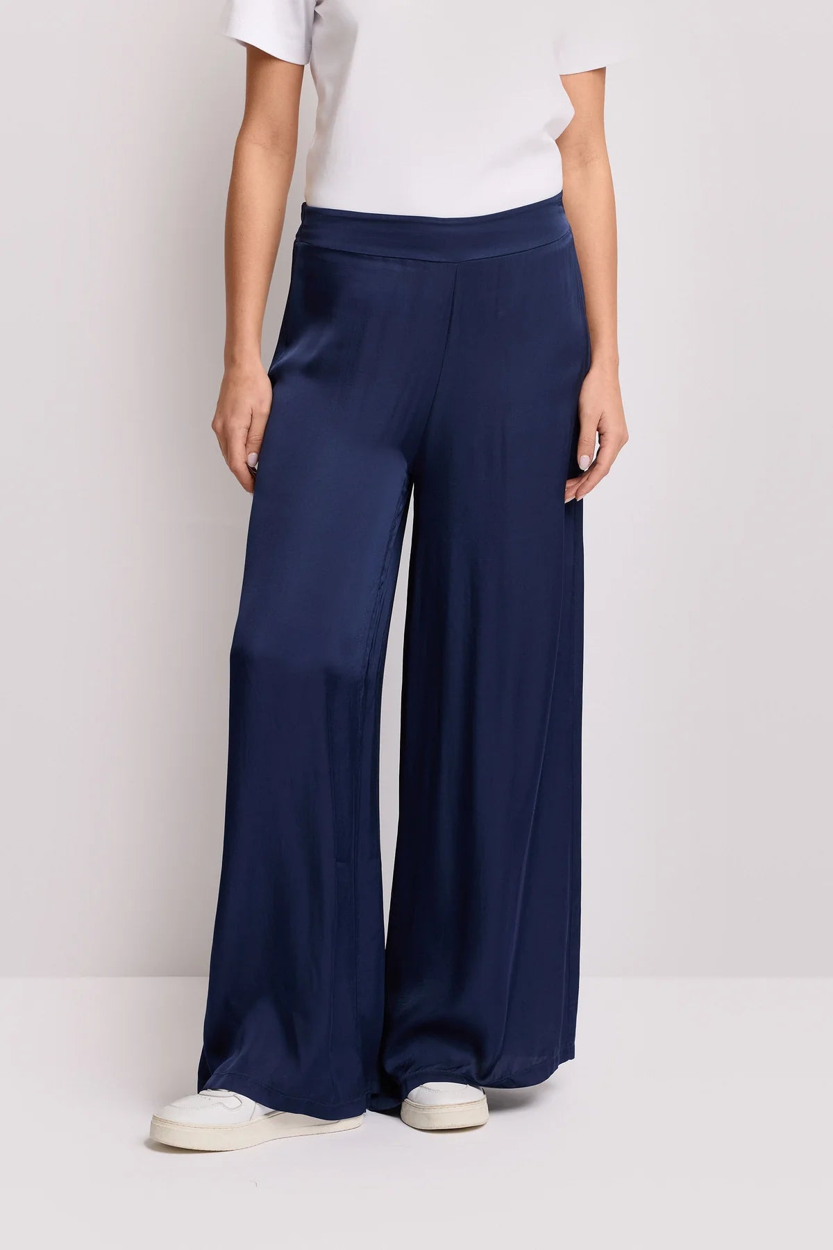 Koccapantaloneinviscosafrontale