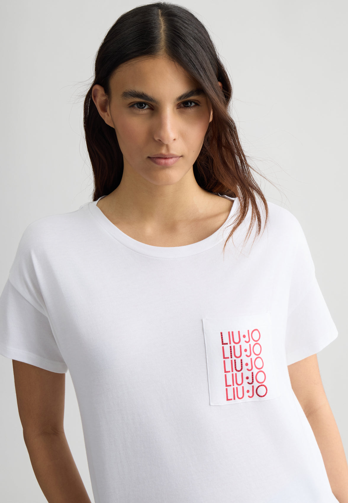 LiuJot-shirtbiancataschinologodettaglio