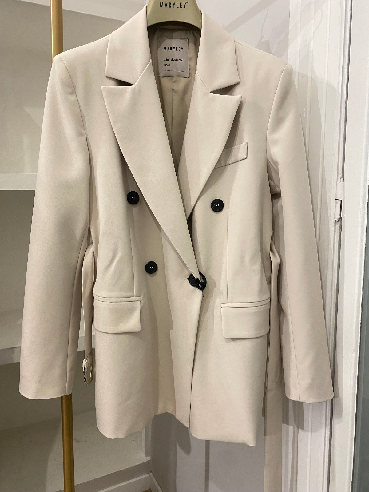 Maryley giacca doppiopetto gesso dettaglio