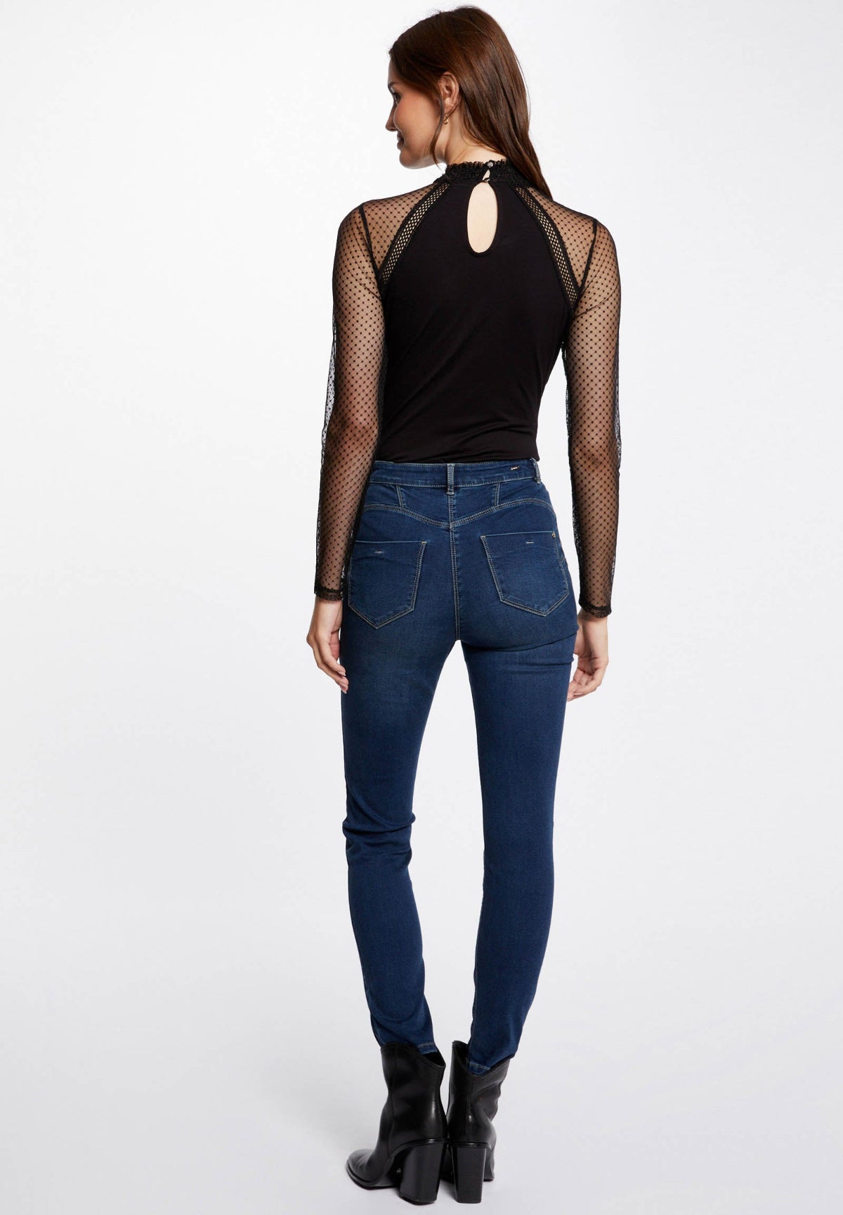 Morganbodyinpizzoetulleretro