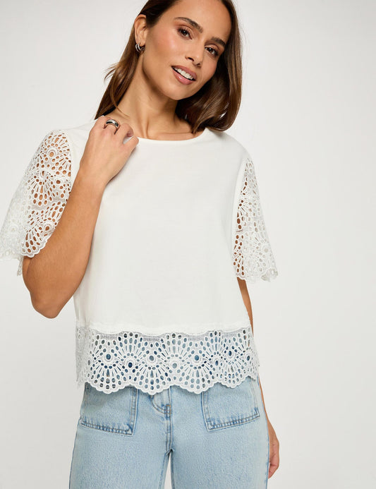 Morgandetoit-shirtinpizzobiancafrontale