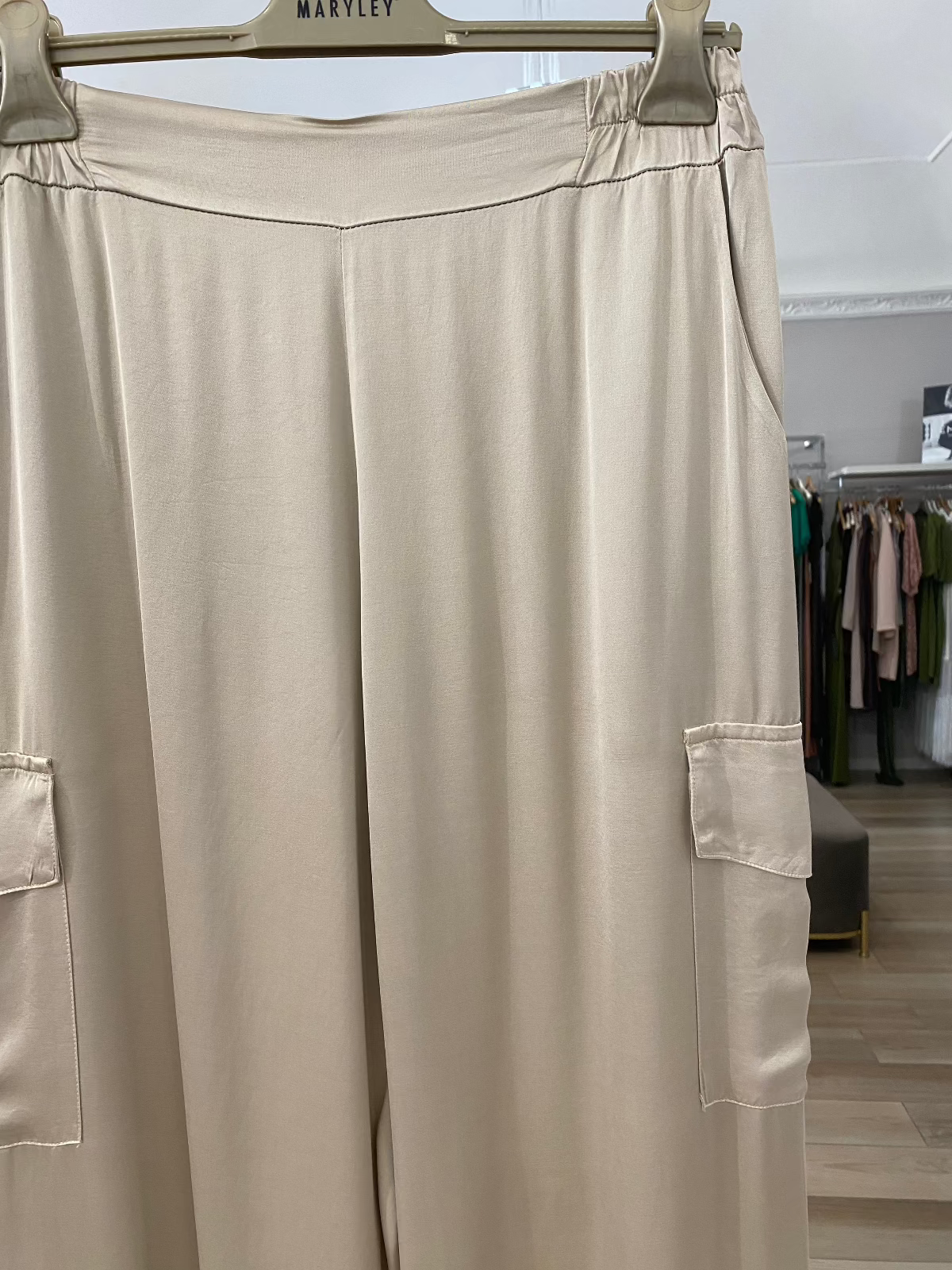 Pantalone Maryley cargo dettaglio