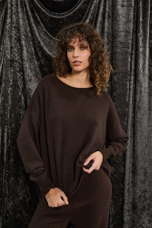 Souvenir_maglia_in_lana_marrone