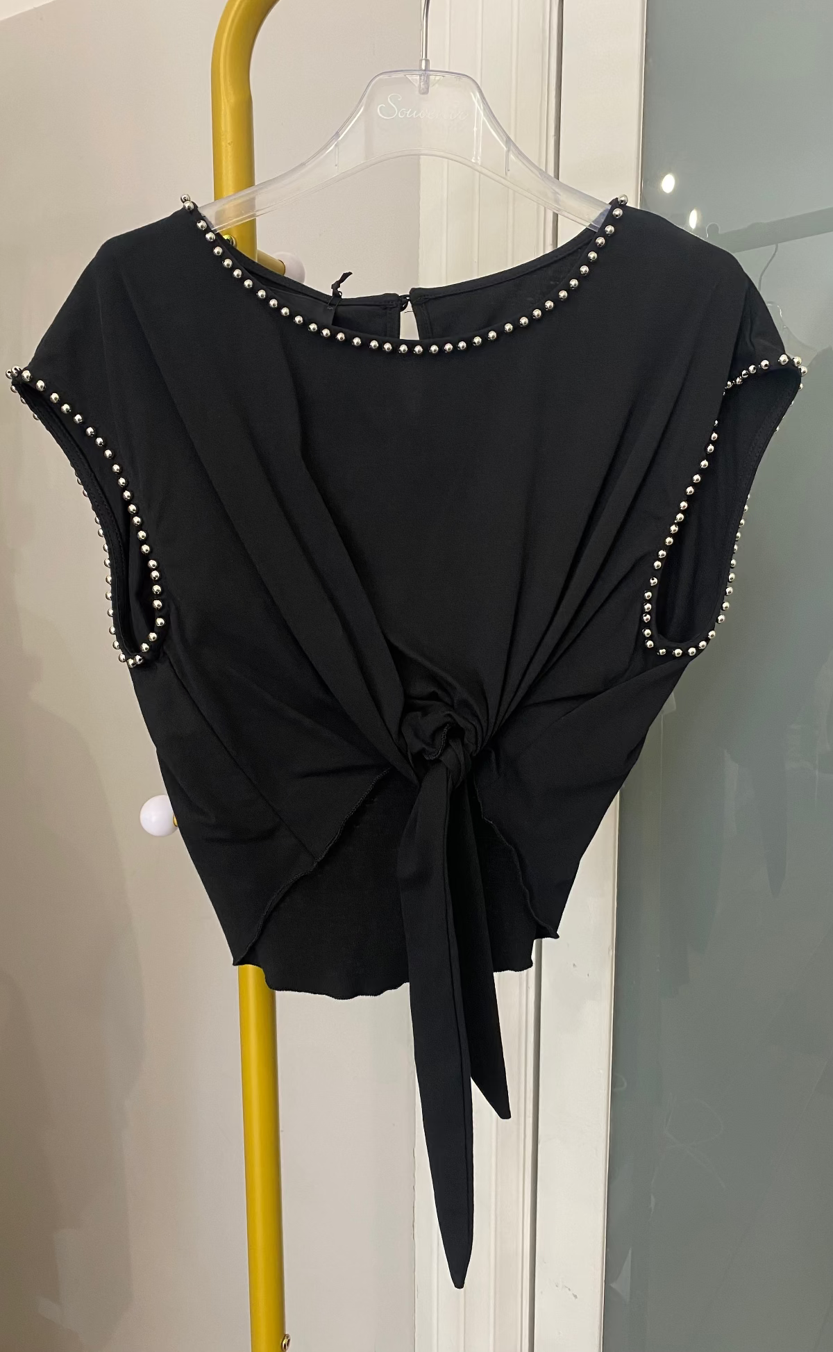 Souvenir t-shirt crop nera