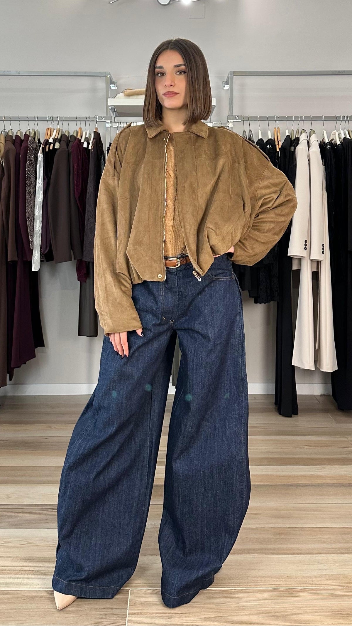 Susy mix bomber in camoscio frontale