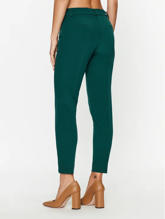 Maryley pantalone  a sigaretta verde - Premium PANTALONE STRETTO from MARYLEY - Just €54.50! Shop now at Amaltea