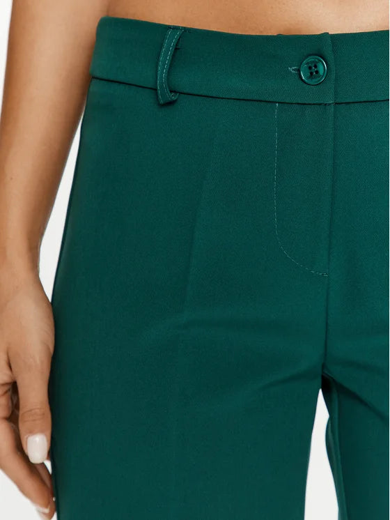 Maryley pantalone  a sigaretta verde - Premium PANTALONE STRETTO from MARYLEY - Just €54.50! Shop now at Amaltea