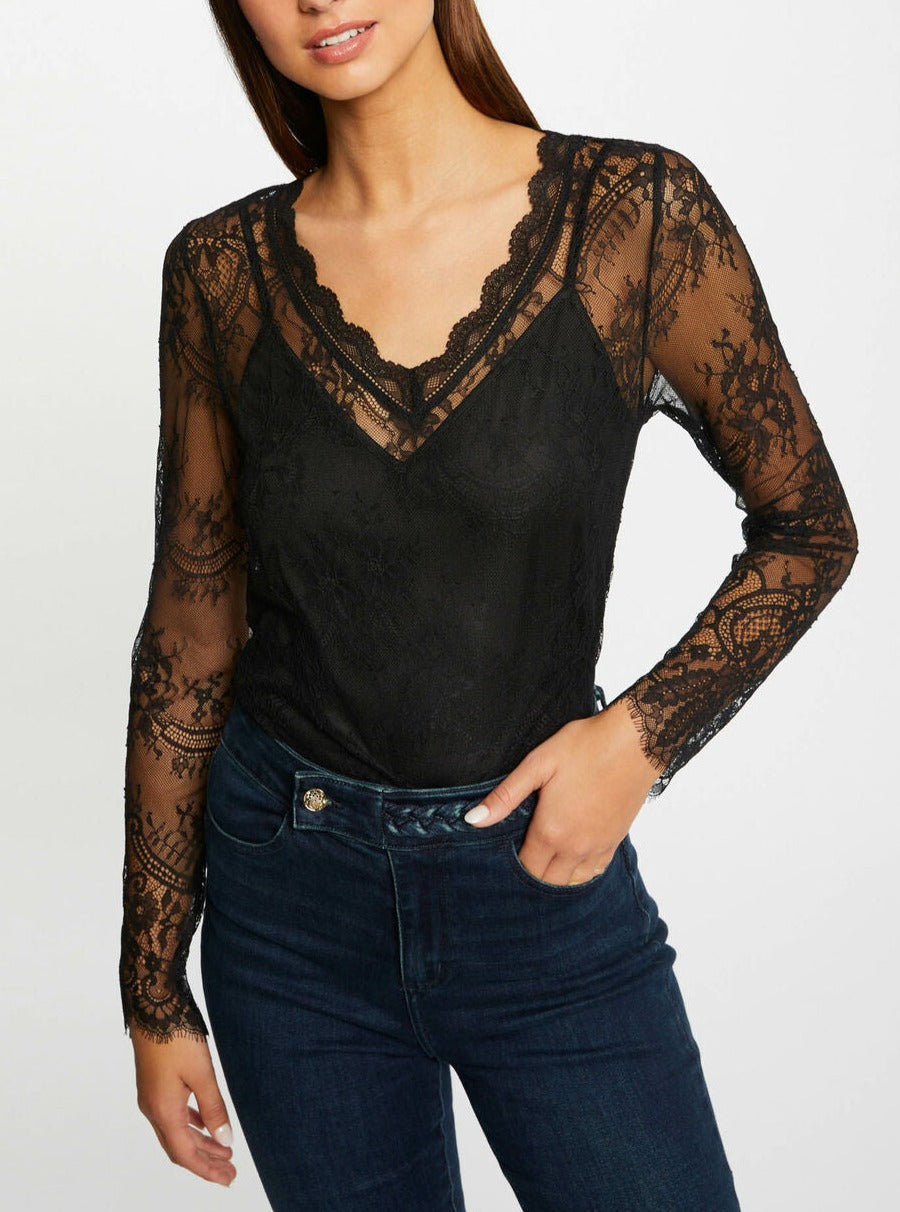 Morgan de toi t-shirt in pizzo - Premium BLUSE from MORGAN DE TOI - Just €45! Shop now at Amaltea