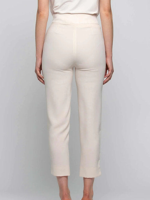 Kocca pantalone a sigaretta crema - Premium Pantaloni from Kocca - Just €45! Shop now at Amaltea